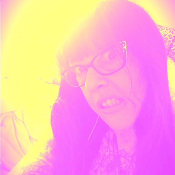 Meet your Posher, Gina - Picture 1 of 1